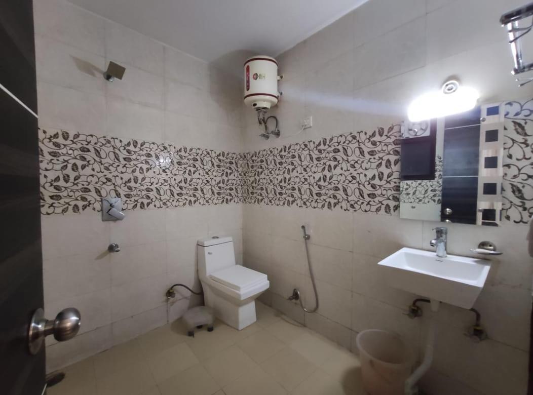 Lavisa Hotel 4*