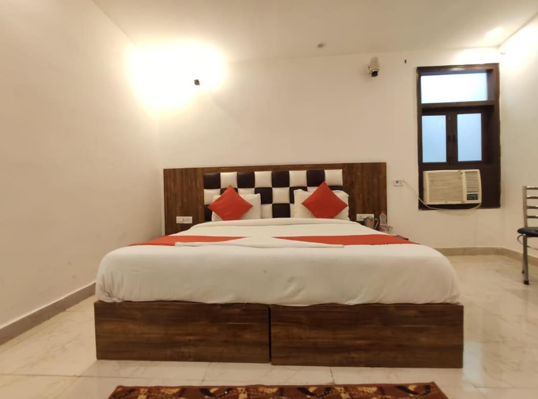 Hotel Lavisa 4*