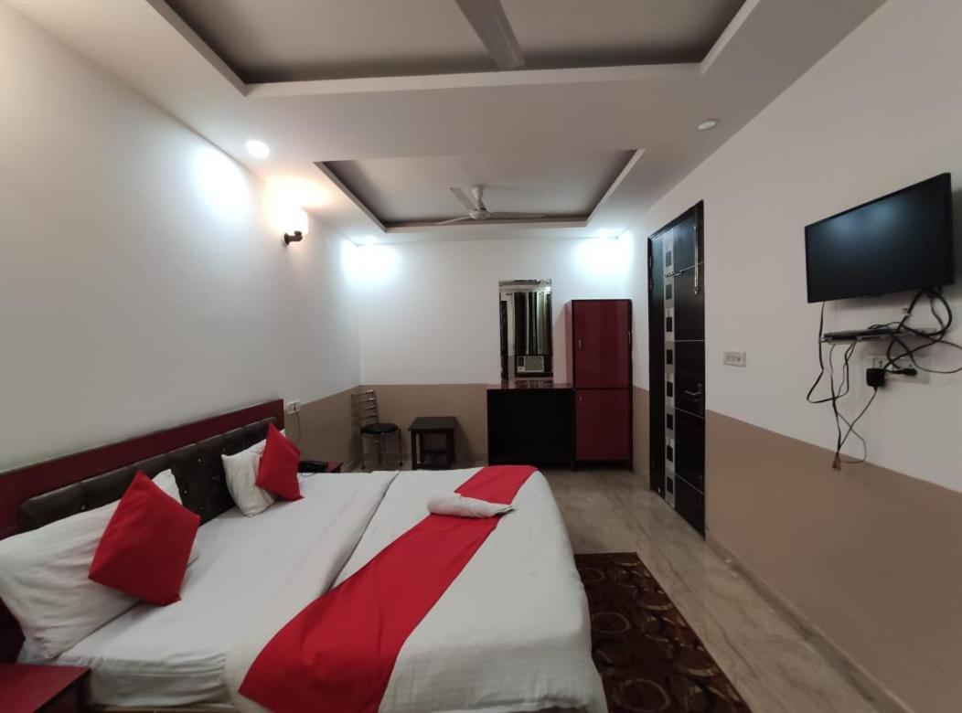 Lavisa 4*
