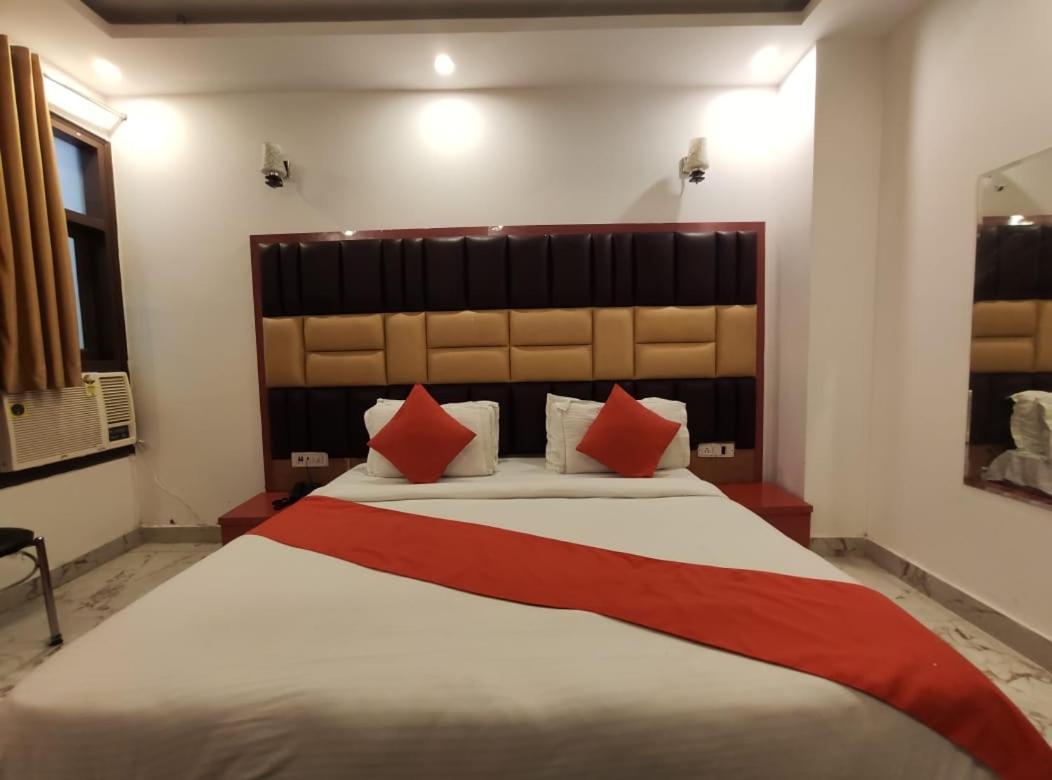 Lavisa New Delhi